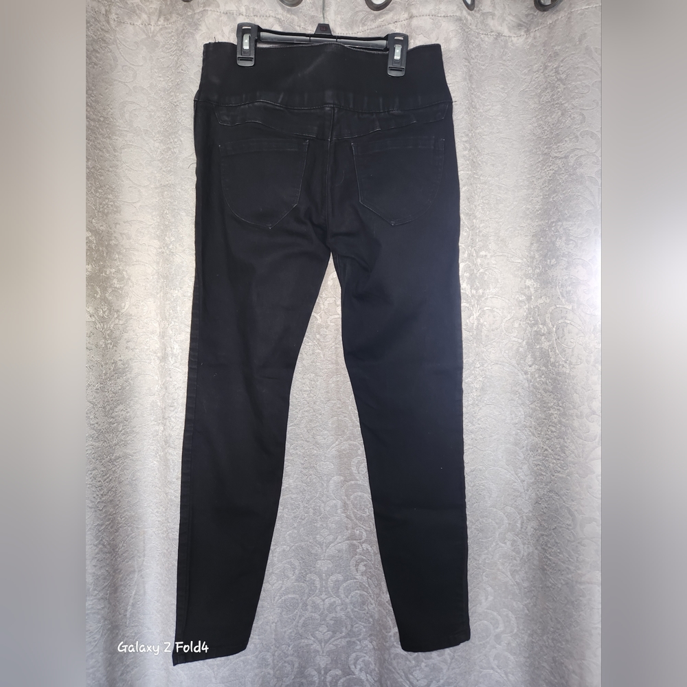 Black zipper stretch skinny jeans